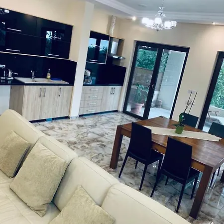Luxury House-,troodos Mountains,forest Vilă Limassol